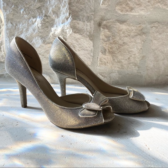 Kelly & Katie Peep Toe Open Side Wedding Gold Silver Sparkle Heels SZ 6 - Picture 8 of 8